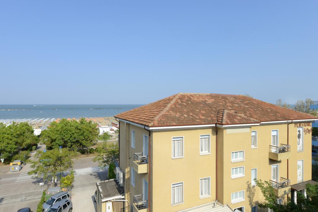 Hotel Flora